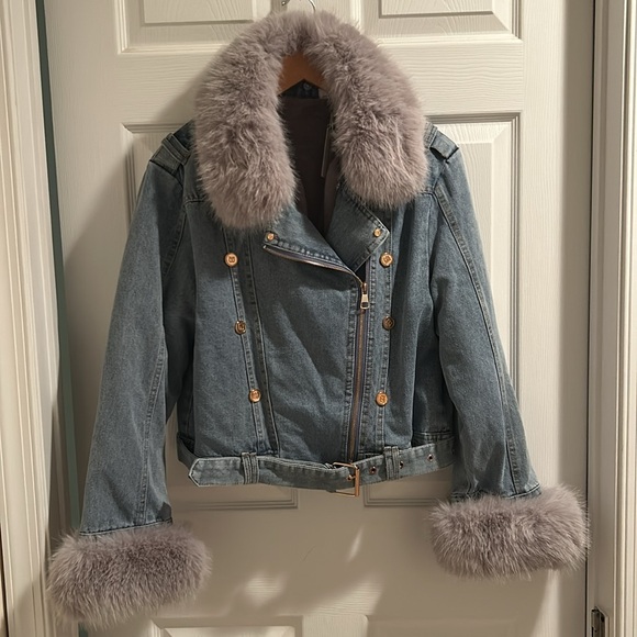 NWT Bellezza Republic Short Denim Jacket, Faux fur, L, with original package - Picture 14 of 15